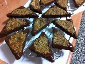 Triángulos de nueces sin gluten